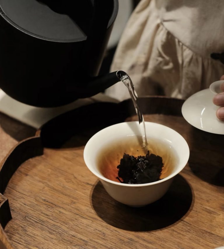 How to Choose the Gaiwan for Your Tea Brewing Needs