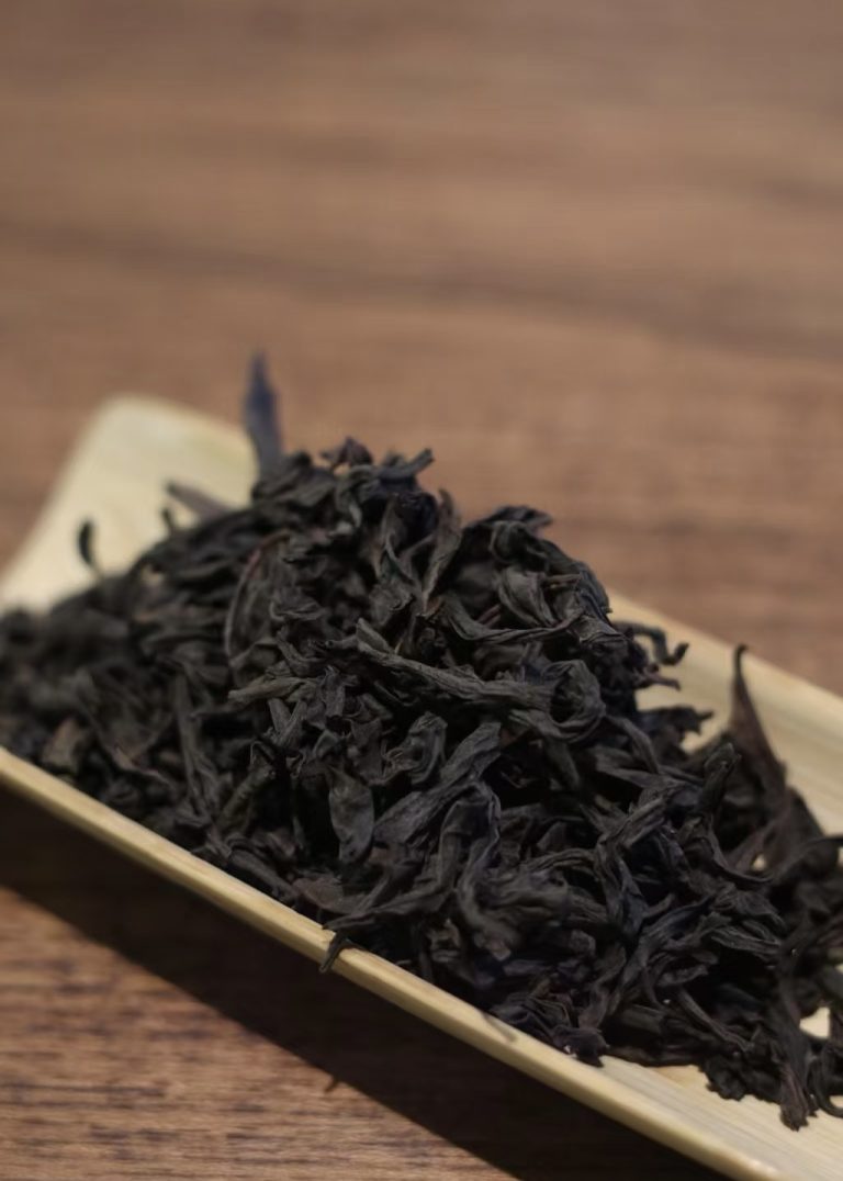 What is Big Red Robe Oolong Tea A Beginner’s Guide to Da Hong Pao