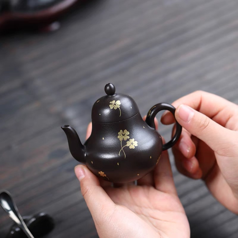 Handmade Gold-Flecked Wuhui Siting Yixing Zisha Teapot- 1