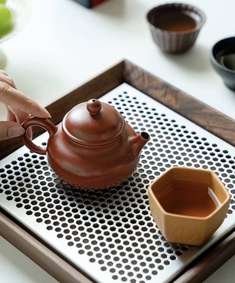 Rong Tian Yixing Zisha Teapot 5